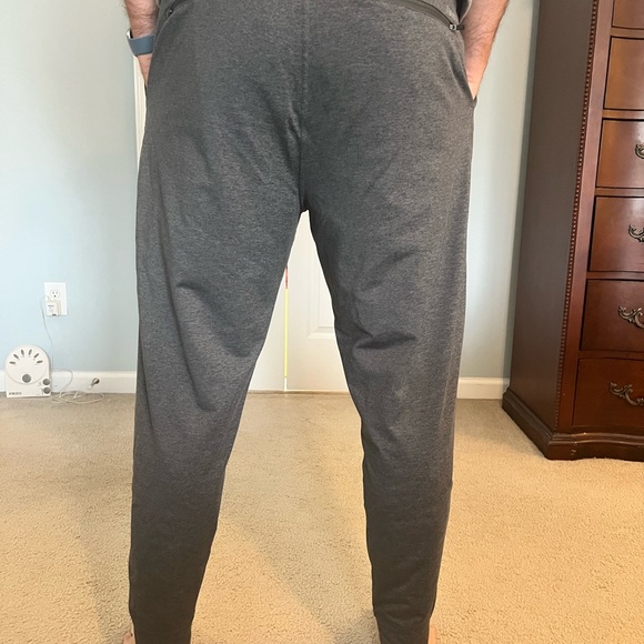 Vouri Sunday Performance Joggers - Picture 4 of 12